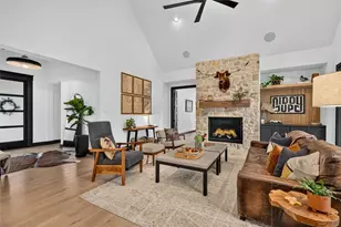 206 Lila Blue Ln, Van Alstyne, TX 75495 - Photo 10