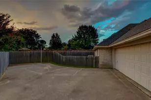 8240 Saddlebrook Dr, Benbrook, TX 76116 - Photo 2