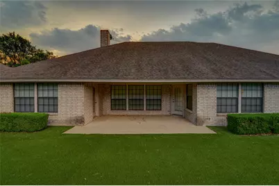 8240 Saddlebrook Drive, Benbrook, TX 76116 - Photo 4