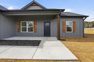 4300 Lucero Dr, Granbury, TX 76048 - Photo 2
