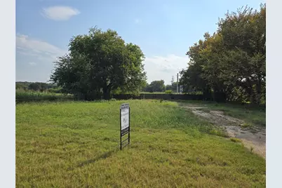 800 S Parkway Drive, Alvarado, TX 76009 - Photo 1