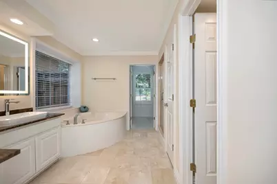 6214 Tiffany Oaks Lane, Arlington, TX 76016 - Photo 16