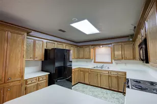 1690 An County Road 359, Palestine, TX 75803 - Photo 12