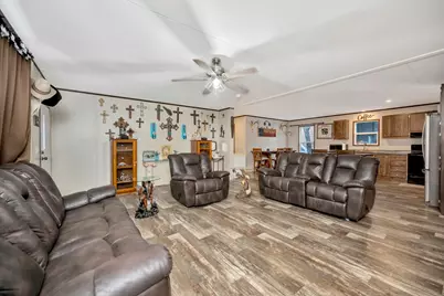 445 Lakeside Drive, Bowie, TX 76230 - Photo 8