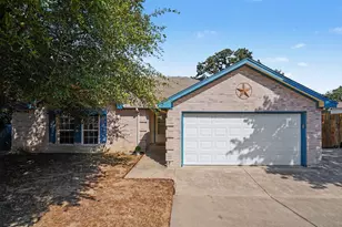 637 Oak View Ct, Azle, TX 76020 - Photo 1