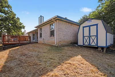 637 Oak View Court, Azle, TX 76020 - Photo 22