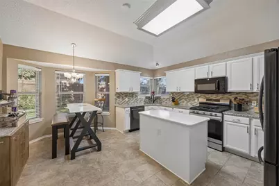 905 Forest Hollow Drive, Hurst, TX 76053 - Photo 6