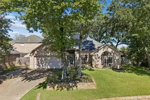905 Forest Hollow Dr, Hurst, TX 76053 - Photo 1