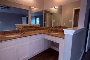 2612 S Meadow Dr, Fort Worth, TX 76133 - Photo 16