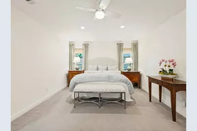 9049 Maguires Bridge Drive, Dallas, TX 75231 - Photo 12