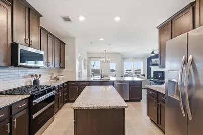 2804 Ainsworth Road, Aubrey, TX 76227 - Photo 6
