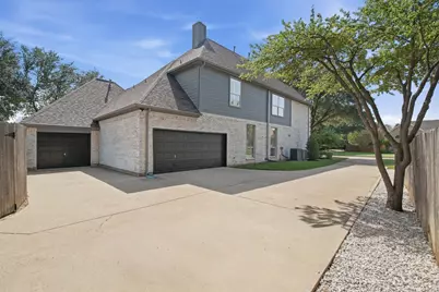 5909 Highland Hills Lane, Colleyville, TX 76034 - Photo 38
