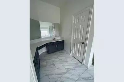 3621 Stockton Drive, Carrollton, TX 75010 - Photo 14