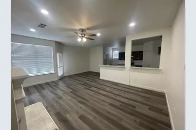 3621 Stockton Drive, Carrollton, TX 75010 - Photo 2