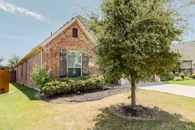 624 Rawlins Lane, Fort Worth, TX 76131 - Photo 2