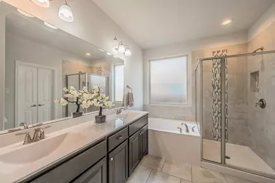 300 Oakbluff Drive, Denton, TX 76210 - Photo 18