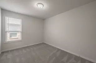 300 Oakbluff Dr, Denton, TX 76210 - Photo 26