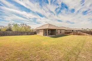 300 Oakbluff Dr, Denton, TX 76210 - Photo 40