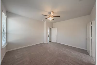 300 Oakbluff Drive, Denton, TX 76210 - Photo 16