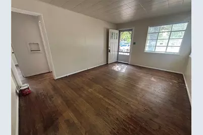 4116 Lisbon Street, Fort Worth, TX 76107 - Photo 4