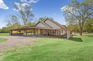 4246 Old Caufield Ranch Rd, McGregor, TX 76657 - Photo 30