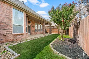 307 Park Haven Blvd, Euless, TX 76039 - Photo 30