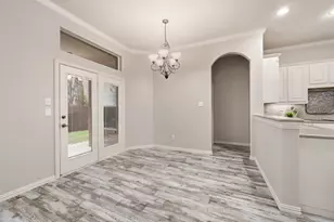 307 Park Haven Blvd, Euless, TX 76039 - Photo 12