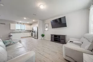 926 Hurstwood Dr, Van Alstyne, TX 75495 - Photo 8