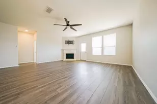 713 Jonius Creek Dr, Little Elm, TX 75068 - Photo 2