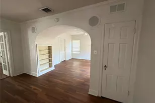 1113 S Sylvan Ave, Palestine, TX 75801 - Photo 12