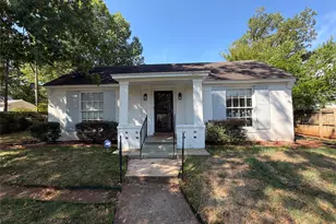 1113 S Sylvan Ave, Palestine, TX 75801 - Photo 1