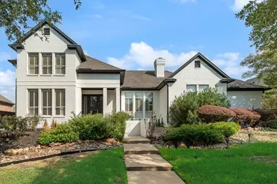 2217 Clearspring Drive S, Irving, TX 75063 - Photo 2