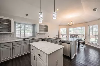 865 Kingwood Court, Highland Village, TX 75077 - Photo 10