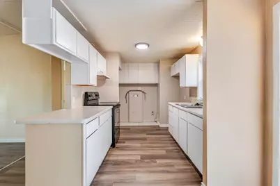 209 Wicker Hill Road, Burleson, TX 76028 - Photo 14
