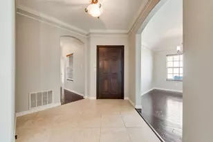 5846 Pinebrook Dr, The Colony, TX 75056 - Photo 2