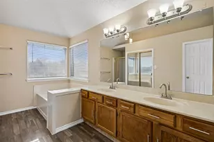 1203 White Dr, Cedar Hill, TX 75104 - Photo 10
