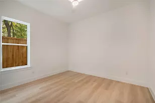 3459 Bernal Dr, Dallas, TX 75212 - Photo 10