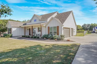 108 Southwood Drive, Burleson, TX 76028 - Photo 38