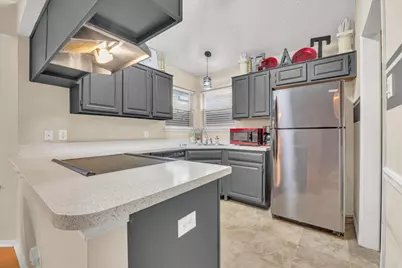 6608 Stetter Drive, Arlington, TX 76001 - Photo 8