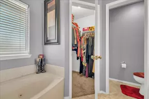 6608 Stetter Dr, Arlington, TX 76001 - Photo 14