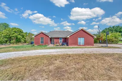 3287 Rosenthal Parkway, Lorena, TX 76655 - Photo 1