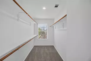 1336 Kiwi Ct, Dallas, TX 75051 - Photo 32