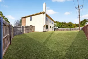 1336 Kiwi Ct, Dallas, TX 75051 - Photo 38