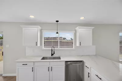1336 Kiwi Court, Dallas, TX 75051 - Photo 14
