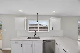 1336 Kiwi Ct, Dallas, TX 75051 - Photo 14