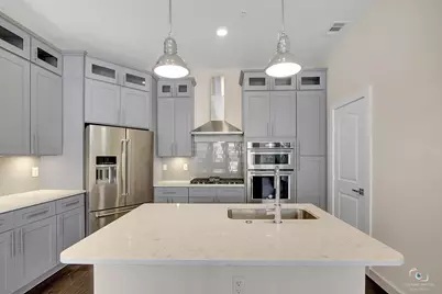1211 Beaconsfield Lane #611, Arlington, TX 76011 - Photo 2
