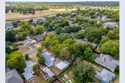 720 Northwood Road, Fort Worth, TX 76107 - Photo 8