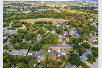 720 Northwood Road, Fort Worth, TX 76107 - Photo 20