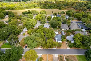 720 Northwood Rd, Fort Worth, TX 76107 - Photo 4