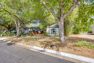 720 Northwood Rd, Fort Worth, TX 76107 - Photo 10